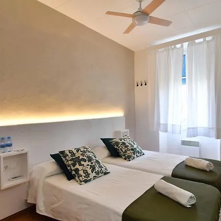 L'estrella Guest house *